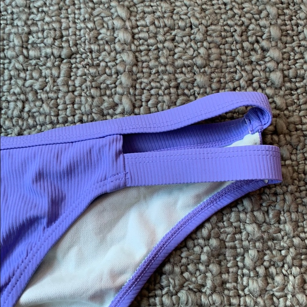 Bathing suit - Picture 2 of 2